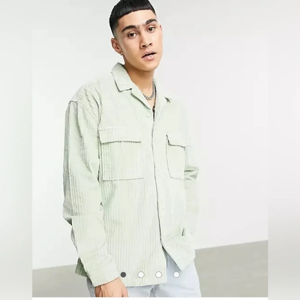 ASOS DESIGN 90s Oversized Chunky Cord Shirt in Pastel Green Size M